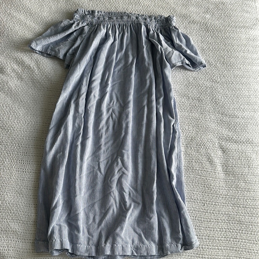 BRANDLY MELVILLE striped strapless dress